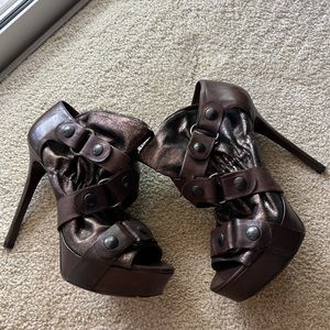 Vera Wang Lavender brown stiletto heels.